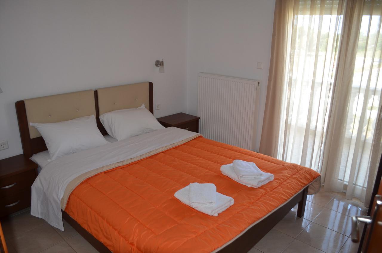 Irini Apartments Keramoti  Exterior photo